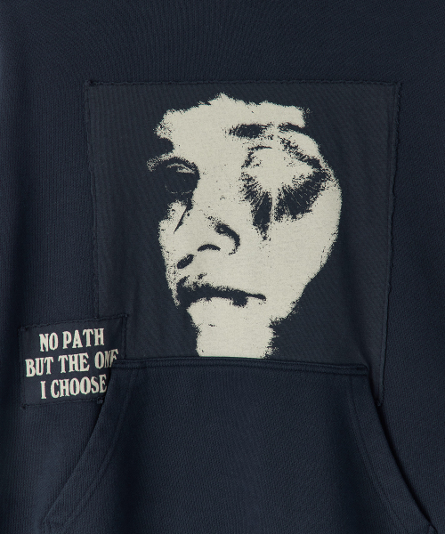 MAISON MINED（メゾンミネド）の「ALTERED VISION パッチフーディ ネイビー（パーカー・メンズ・その他・SMALL/MEDIUM/LARGE）」の8枚目の写真