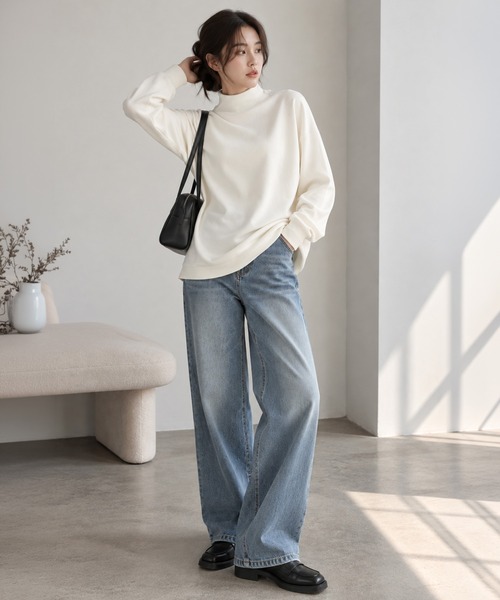 by LEGNA（バイレグナ）の「両面起毛ハイネックドロップショルダートップス（Tシャツ/カットソー・レディース・ブラック/ネイビー/アイボリー・LARGE/MEDIUM/SMALL）」の7枚目の写真