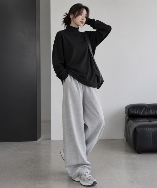 by LEGNA（バイレグナ）の「両面起毛ハイネックドロップショルダートップス（Tシャツ/カットソー・レディース・ブラック/ネイビー/アイボリー・LARGE/MEDIUM/SMALL）」の19枚目の写真