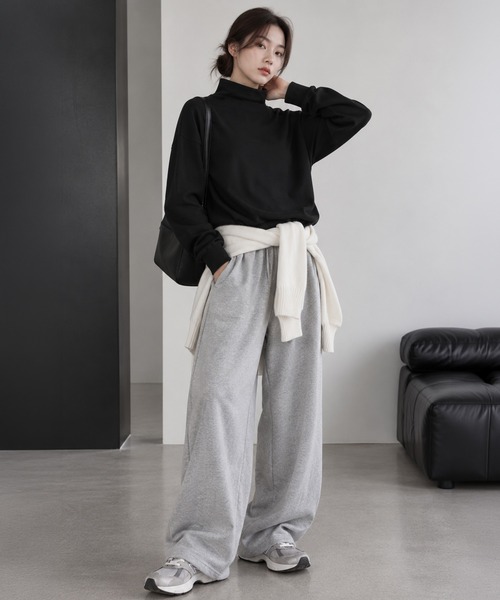 by LEGNA（バイレグナ）の「両面起毛ハイネックドロップショルダートップス（Tシャツ/カットソー・レディース・ブラック/ネイビー/アイボリー・LARGE/MEDIUM/SMALL）」の17枚目の写真