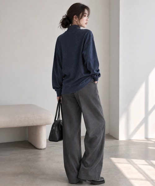 by LEGNA（バイレグナ）の「両面起毛ハイネックドロップショルダートップス（Tシャツ/カットソー・レディース・ブラック/ネイビー/アイボリー・LARGE/MEDIUM/SMALL）」の13枚目の写真