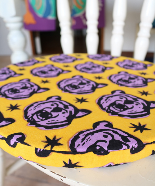 チャイハネ（チャイハネ）の「【チャイハネ】ズーズーラウンドクッション（クッション/クッションカバー・レディース・パープル/ブルー/ピンク/グリーン/グリーン×オレンジ/ブルー系その他/オレンジ/イエロー・FREE）」の14枚目の写真