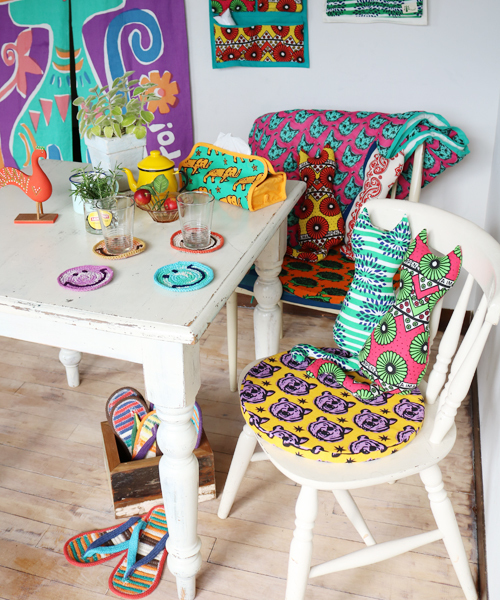 チャイハネ（チャイハネ）の「【チャイハネ】ズーズーラウンドクッション（クッション/クッションカバー・レディース・パープル/ブルー/ピンク/グリーン/グリーン×オレンジ/ブルー系その他/オレンジ/イエロー・FREE）」の15枚目の写真