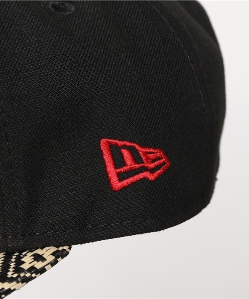 NEW ERA(ニューエラ)の「NEWERA 9FIFTY SNAPBACK CAP STRAW ZAW CHICAGO BULLS BLACK(キャップ・メンズ・ブラック・FREE)」の4枚目の写真