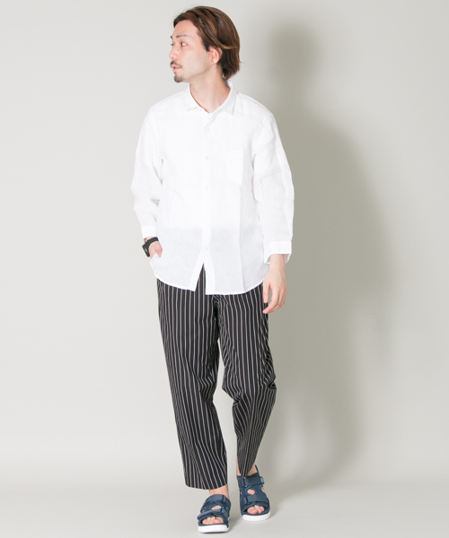 URBAN RESEARCH（アーバンリサーチ）の「UR ストライプアンクルベルトレスパンツ（その他パンツ・メンズ・ブラック/ネイビー・LARGE/MEDIUM）」の6枚目の写真