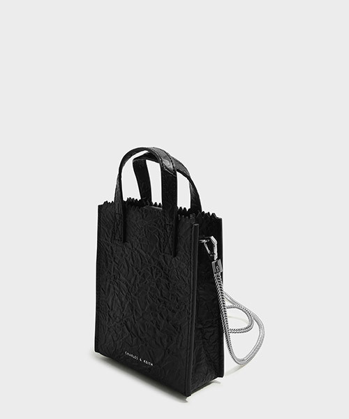 CHARLES & KEITH(チャールズ & キース)の「トートバッグ / TOTE BAG(トートバッグ・レディース・ブラック/レッド・S)」の8枚目の写真