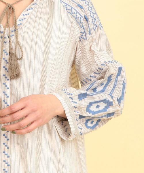 BEAUTY&YOUTH UNITED ARROWS（ビューティーアンドユースユナイテッドアローズ）の「BY∴ エンブロイダリーマキシワンピース -2WAY- о（ワンピース・レディース・ホワイト/ナチュラル・FREE）」の10枚目の写真