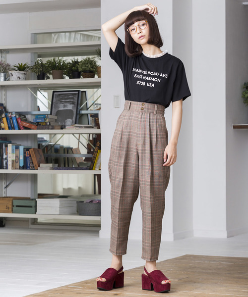 WEGO(ウィゴー)の「WEGO/レースハイネックレイヤードロゴTシャツ(Tシャツ/カットソー・レディース・ホワイト/ブラック/ブラウン/ピンク・FREE)」の21枚目の写真