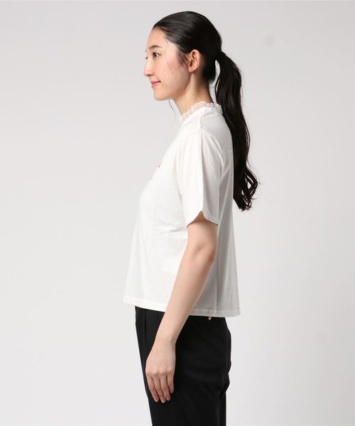 WEGO(ウィゴー)の「WEGO/レースハイネックレイヤードロゴTシャツ(Tシャツ/カットソー・レディース・ホワイト/ブラック/ブラウン/ピンク・FREE)」の5枚目の写真