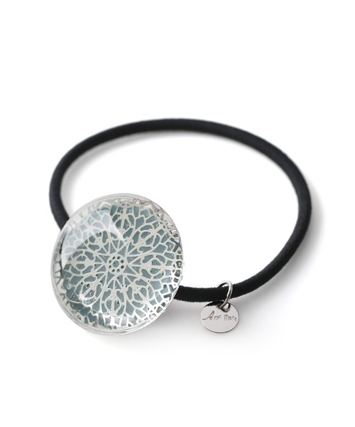 ANEMONE（アネモネ）の「透かしレースモチーフを閉じ込めたクリアヘアゴム（ヘアゴム・レディース・ブルー/ミント/オレンジ/イエロー・FREE）」の3枚目の写真