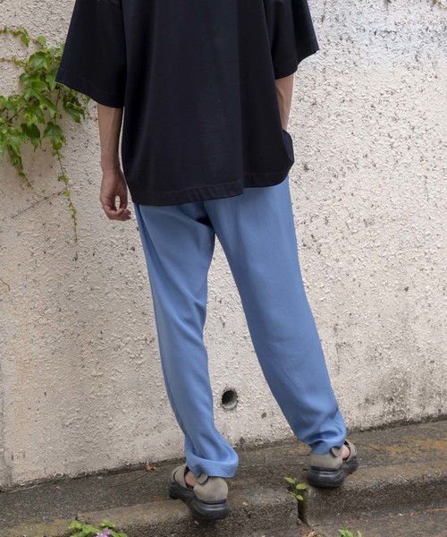 MAISON SPECIAL（メゾンスペシャル）の「ハイツイストダブルクロスリラックスパンツ 【MAISON SPECIAL/メゾンスペシャル】（その他パンツ・メンズ・ブラック/ブルー/キャメル・44/46/48）」の10枚目の写真