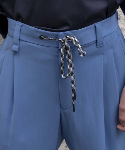 MAISON SPECIAL（メゾンスペシャル）の「ハイツイストダブルクロスリラックスパンツ 【MAISON SPECIAL/メゾンスペシャル】（その他パンツ・メンズ・ブラック/ブルー/キャメル・44/46/48）」の9枚目の写真