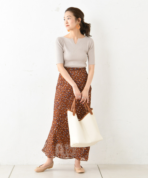 DouDou（ドゥドゥ）の「ジャガードシフォンマキシフレアスカート（スカート・レディース・ブラウン/グリーン・38/36）」の11枚目の写真