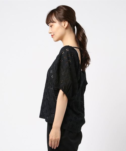 Cheek（チーク）の「カットワークレースブラウス（シャツ/ブラウス・レディース・ホワイト/ブラック/カーキ・MEDIUM）」の4枚目の写真