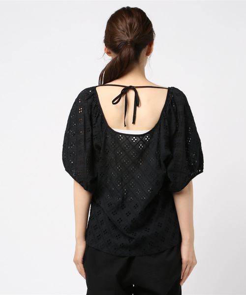 Cheek（チーク）の「カットワークレースブラウス（シャツ/ブラウス・レディース・ホワイト/ブラック/カーキ・MEDIUM）」の5枚目の写真