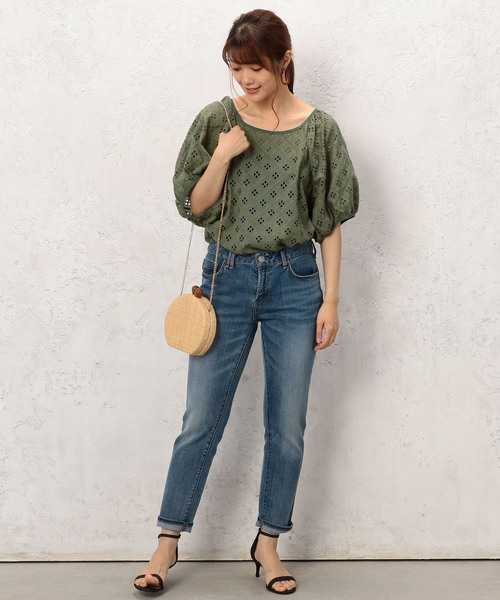 Cheek（チーク）の「カットワークレースブラウス（シャツ/ブラウス・レディース・ホワイト/ブラック/カーキ・MEDIUM）」の6枚目の写真