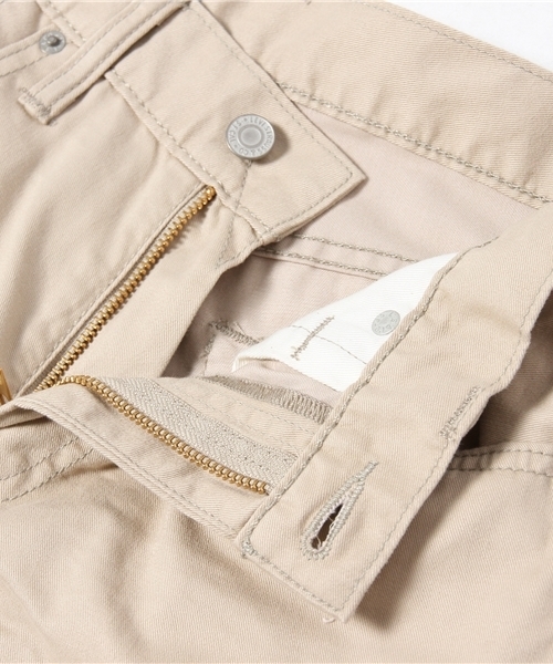 Levi's（リーバイス）の「511 CLASSIC-スリムテーパード/カラーパンツ/クールマックスファブリック使用（チノパンツ・メンズ・ベージュ・31inch/32inch/30inch/34inch/36inch/29inch/28inch/33inch）」の3枚目の写真