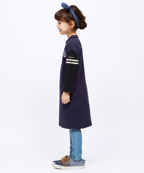 RUGGEDWORKS（ラゲッドワークス）の「【親子お揃い】ガールズクルーネック袖ライン天竺ワンピース（ワンピース・キッズ・ダークブルー/ブラック・130cm/140cm/90㎝/150cm/110cm/100cm/120cm）」の7枚目の写真