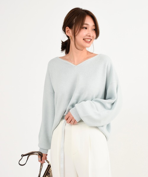 DouDou（ドゥドゥ）の「ゆるネックプルオーバー（ニット/セーター・レディース・オフホワイト/サックスブルー/バイオレット・FREE）」の3枚目の写真