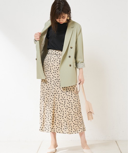 natural couture（ナチュラルクチュール）の「マーガレット花柄パイピングスカート（スカート・レディース・オフホワイト/ブラック・FREE）」の2枚目の写真
