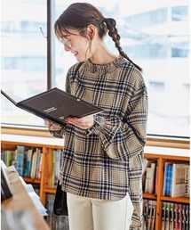 Live in comfort | リブ イン コンフォート 伸びやかなシャーリングで着脱簡単!きちんと見えする綿ネルチェックブラウス(シャツ/ブラウス)