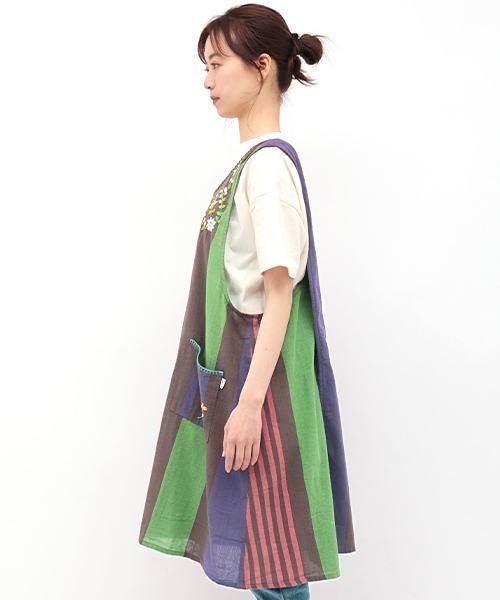 メキシコフラワー刺繍エプロン（エプロン）｜チチカカ（チチカカ