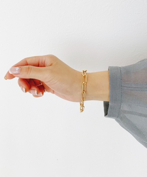 iso（イソ）の「スクエアチェーンブレスレット（ブレスレット・レディース・ゴールド/シルバー・FREE）」の3枚目の写真