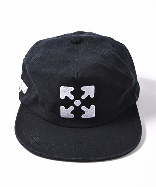 off white（オフホワイト）の「OFF WHITE (オフホワイト) ARROW 5 PANEL CAP（キャップ・メンズ・ブラック・FREE）」の3枚目の写真