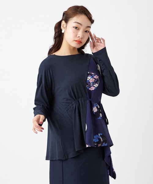 ふりふ（フリフ）の「【キクマツバメ・花天井】イレギュラーヘムトップス（Tシャツ/カットソー・レディース・ネイビー/オフホワイト・FREE）」の2枚目の写真