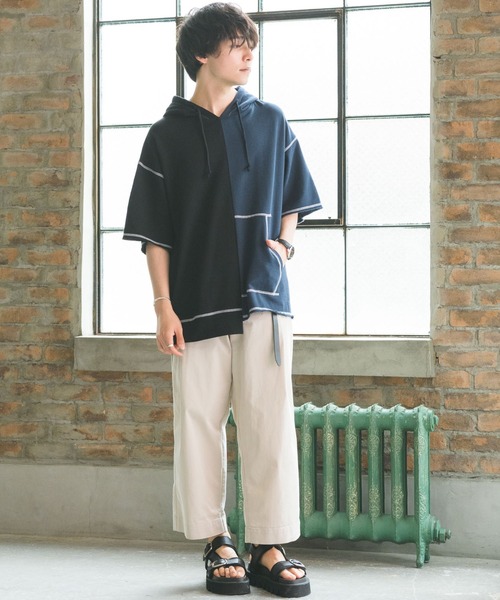 Alpinus（アルピナス）の「Alpinus - bi-color foodie pullover / バイカラーフーディープルオーバー（パーカー・メンズ・ブラック/ベージュ・SMALL/MEDIUM）」の11枚目の写真