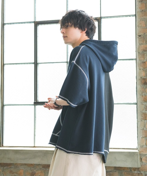 Alpinus（アルピナス）の「Alpinus - bi-color foodie pullover / バイカラーフーディープルオーバー（パーカー・メンズ・ブラック/ベージュ・SMALL/MEDIUM）」の17枚目の写真