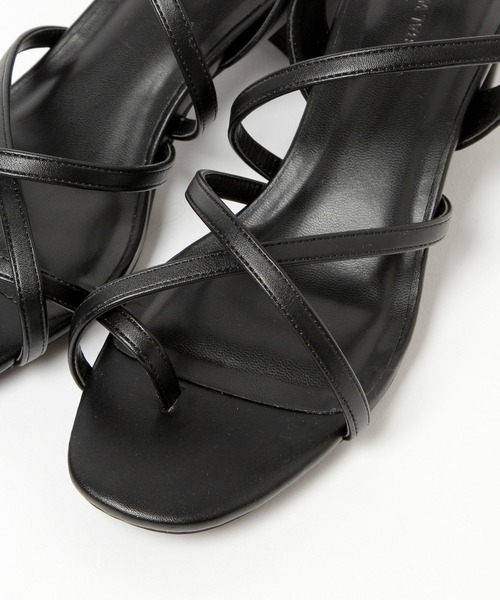 GLOBAL WORK(グローバルワーク)の「片手で履けるトングサンダル/935393(サンダル・レディース・ブラック/ライトベージュ/ライトグリーン/ホワイト・SMALL/MEDIUM/LARGE)」の17枚目の写真