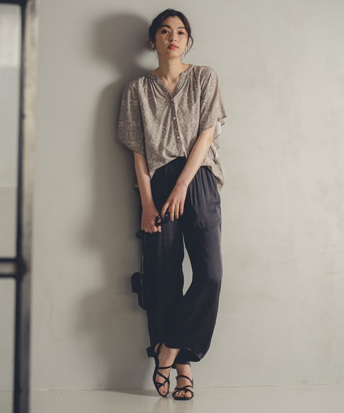 GLOBAL WORK(グローバルワーク)の「片手で履けるトングサンダル/935393(サンダル・レディース・ブラック/ライトベージュ/ライトグリーン/ホワイト・SMALL/MEDIUM/LARGE)」の6枚目の写真