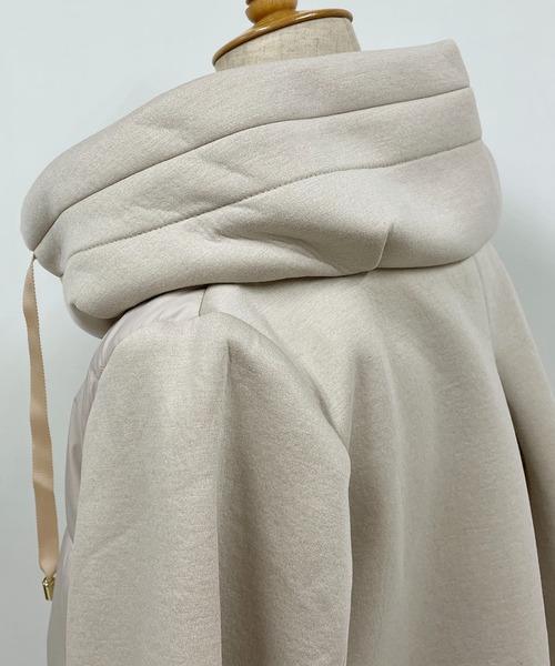 PICCIN（ピッチン）の「ダウン切り替えボンディングコート（ダウンジャケット/コート・レディース・ベージュ/モカ/ブラック・L/M）」の17枚目の写真