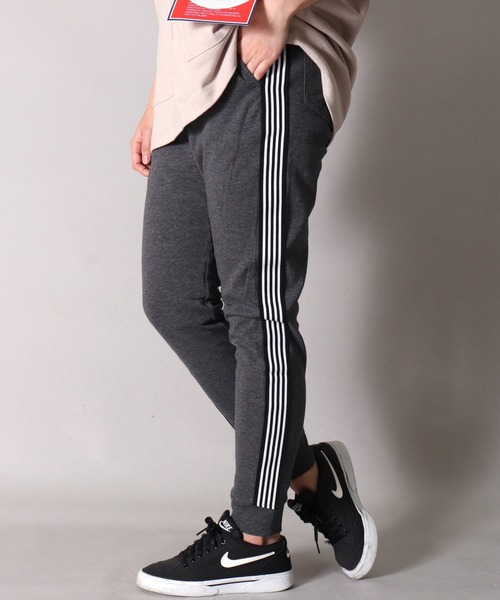BAYBLO（ベイブロ）の「【ユニセックス】4本 ライン ジョガーパンツ(BG  