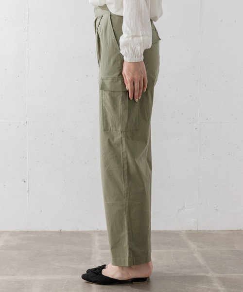 URBAN RESEARCH Sonny Label（アーバンリサーチサニーレーベル）の「ナチュラルストレッチカーゴパンツ（その他パンツ・レディース・ベージュ/カーキ・36/38）」の12枚目の写真