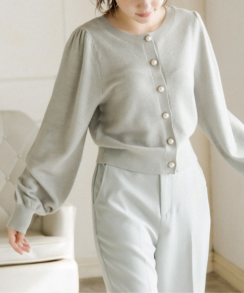 OLIVE des OLIVE（オリーブデオリーブ）の「パールボタンクルーネックカーディガン（カーディガン/ボレロ・レディース・グレー/ライトブラウン/ミント・FREE）」の6枚目の写真