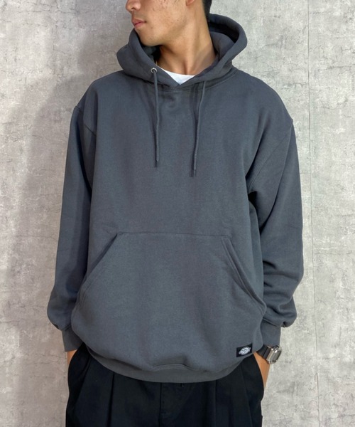 Dickies(ディッキーズ)の「【ムラサキスポーツ別注】Dickies/ディッキーズ ワンポイントロゴ ヘビーウエイトパーカー/裏起毛 ルーズシルエット プルオーバーフーディ 14893400(パーカー・メンズ・ブラック/グレー/グリーン・M/L/XL)」の3枚目の写真