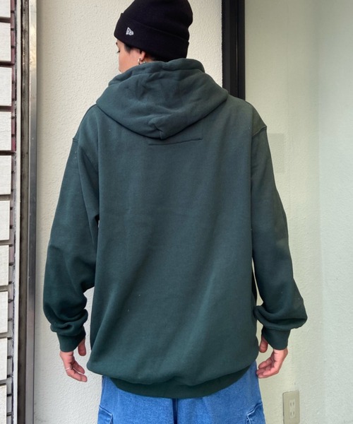 Dickies(ディッキーズ)の「【ムラサキスポーツ別注】Dickies/ディッキーズ ワンポイントロゴ ヘビーウエイトパーカー/裏起毛 ルーズシルエット プルオーバーフーディ 14893400(パーカー・メンズ・ブラック/グレー/グリーン・M/L/XL)」の17枚目の写真
