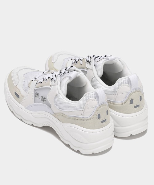 23.65（イーシプサムチョンユクオ）の「【23.65/イーシプサムチョンユクオ】V2 SNEAKER ダッドスニーカー（スニーカー・メンズ・ホワイト/ブラック/その他/ホワイト系その他・23cm/24cm/25.0cm/26.0cm/27.0cm/28.0cm）」の5枚目の写真