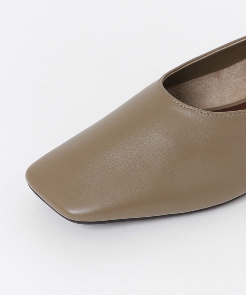 URBAN RESEARCH(アーバンリサーチ)の「レザーフラットシューズ(パンプス・レディース・ブラウン系その他/ブラック・36/38/37)」の12枚目の写真