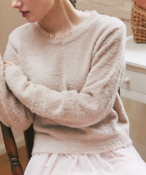 tocco closet（トッコ　クローゼット）の「オーガンジーフリル付きシャギーニット（ニット/セーター・レディース・モカ/オフホワイト・M）」の2枚目の写真