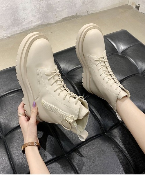 Shoes in Closet（シューズインクローゼット）の「厚底2段ソール サイド リング ジップ ブーツ 68（ブーツ・レディース・アイボリー/ブラック・S/L/M/LL）」の12枚目の写真