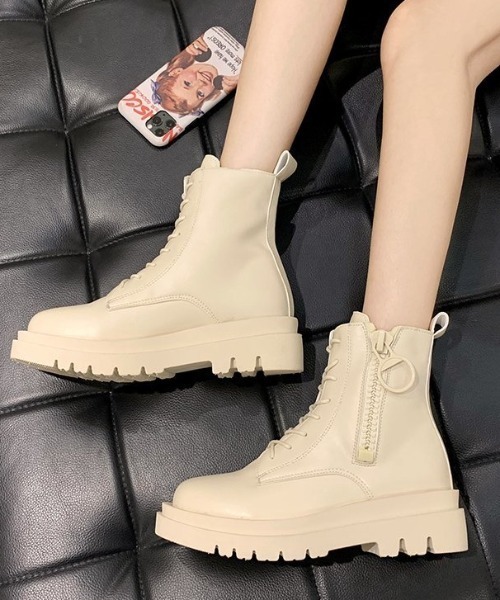 Shoes in Closet（シューズインクローゼット）の「厚底2段ソール サイド リング ジップ ブーツ 68（ブーツ・レディース・アイボリー/ブラック・S/L/M/LL）」の9枚目の写真