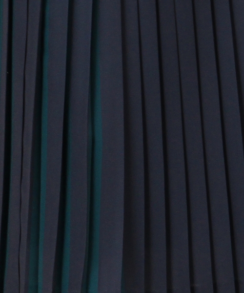 BEAUTY&YOUTH UNITED ARROWS（ビューティーアンドユースユナイテッドアローズ）の「＜6(ROKU)＞ 2TONE PLEATED SKIRT/ｽｶｰﾄ◆（スカート・レディース・オフホワイト/ネイビー・36/38）」の8枚目の写真