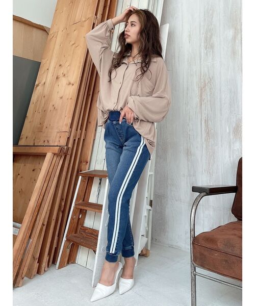 GYDA（ジェイダ）の「カットルーズシャツ（シャツ/ブラウス・レディース・オフホワイト/ベージュ・FREE）」の8枚目の写真