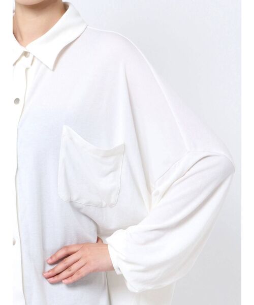 GYDA（ジェイダ）の「カットルーズシャツ（シャツ/ブラウス・レディース・オフホワイト/ベージュ・FREE）」の18枚目の写真