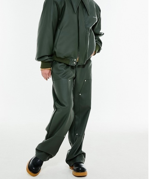 ANOTHERYOUTH（アナザーユース）の「【ANOTHERYOUTH/アナザーユース】leather carpenter pants/レザーパンツ スリムパンツ（その他パンツ・メンズ・ブラック/ダークグリーン・ONE SIZE）」の18枚目の写真