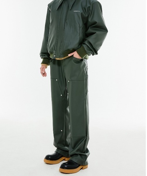 ANOTHERYOUTH（アナザーユース）の「【ANOTHERYOUTH/アナザーユース】leather carpenter pants/レザーパンツ スリムパンツ（その他パンツ・メンズ・ブラック/ダークグリーン・ONE SIZE）」の21枚目の写真