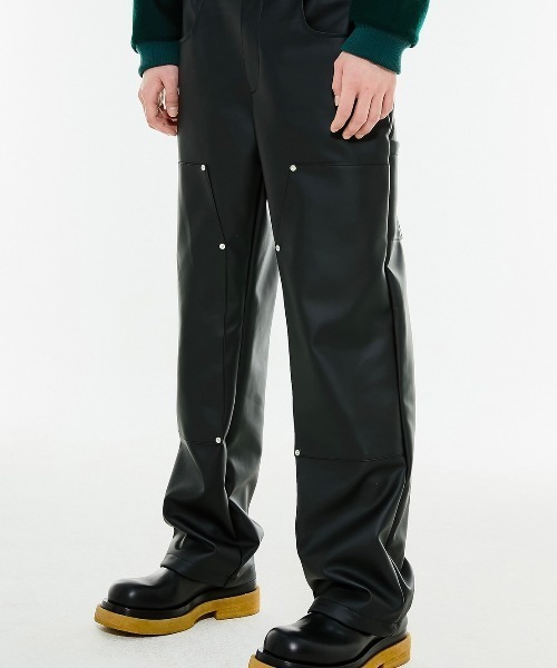 ANOTHERYOUTH（アナザーユース）の「【ANOTHERYOUTH/アナザーユース】leather carpenter pants/レザーパンツ スリムパンツ（その他パンツ・メンズ・ブラック/ダークグリーン・ONE SIZE）」の11枚目の写真